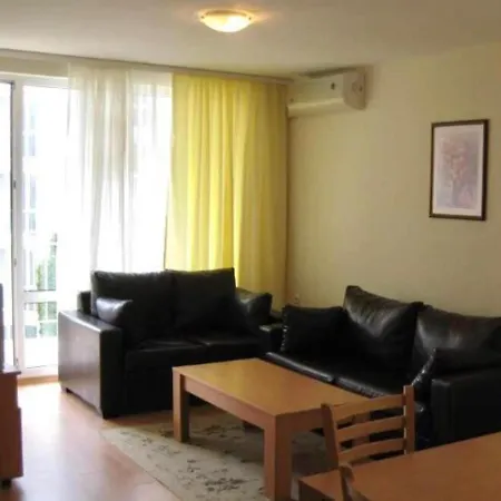 Modern 1-bed In Sort After Daire Sveti Vlas